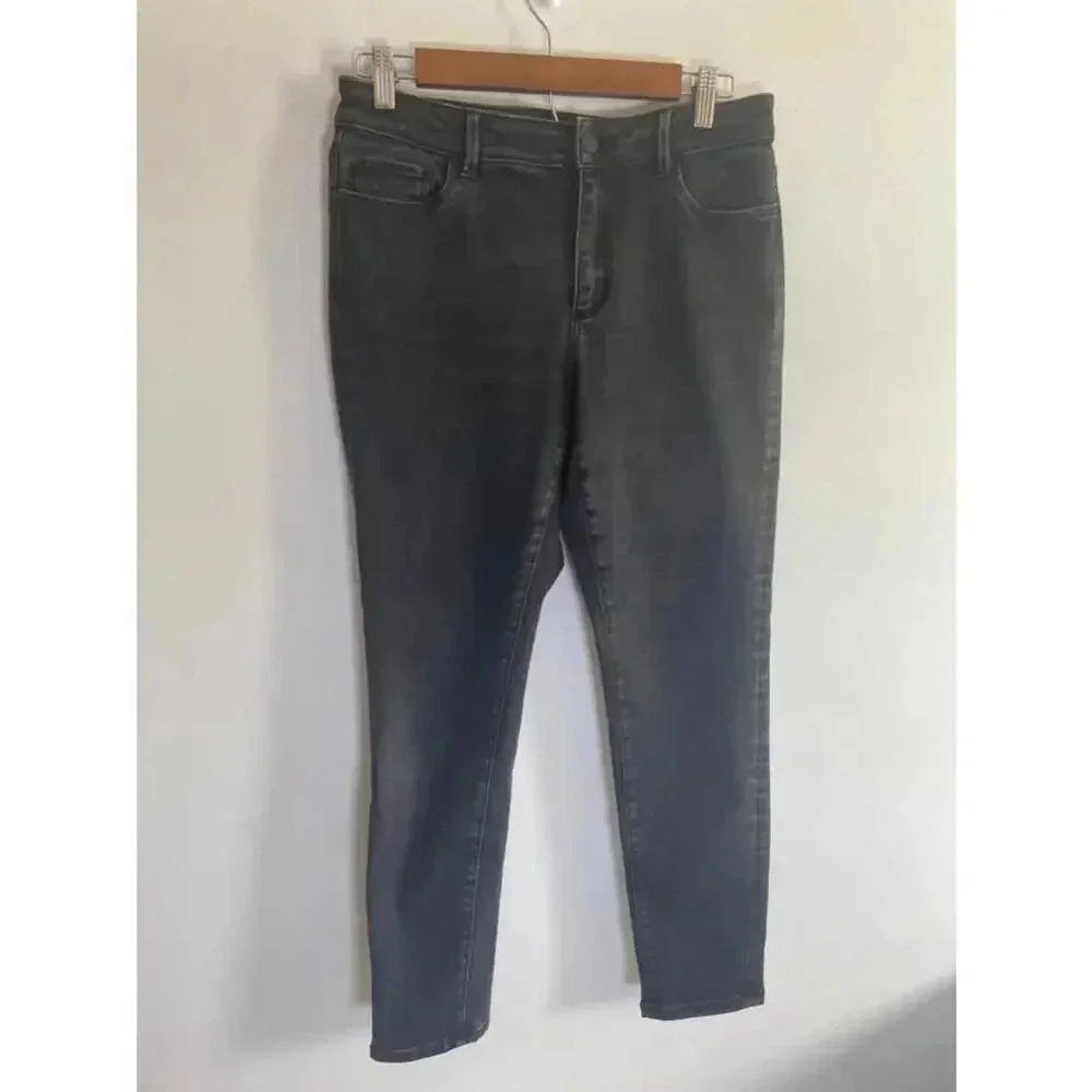 Women's Ann Taylor Curvy Fit Skinny Jeans - Size 6‎ Black EUC! 0136